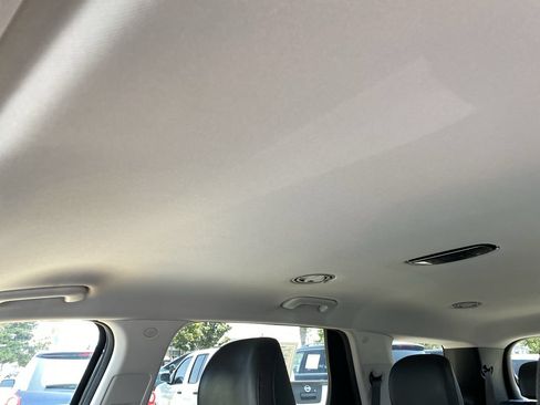 Used 2024 Hyundai Palisade SEL FWD image 34