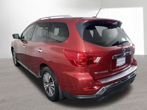 Used 2017 Nissan Pathfinder SL image 36