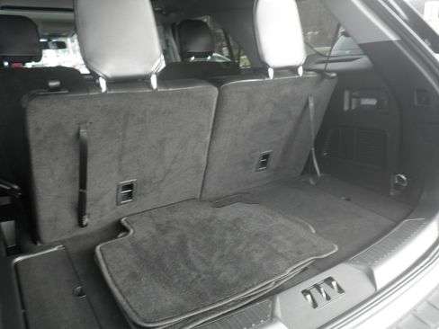 Certified 2024 Ford Explorer XLT w/ Equipment Group 202A image 23