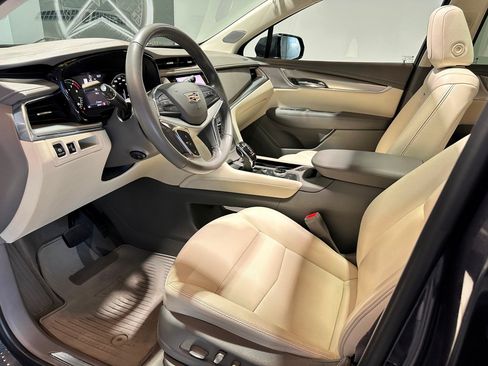 Used 2021 Cadillac XT5 Premium Luxury AWD/4WD image 10