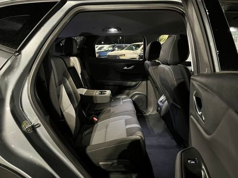 Used 2025 Chevrolet Blazer LT image 16