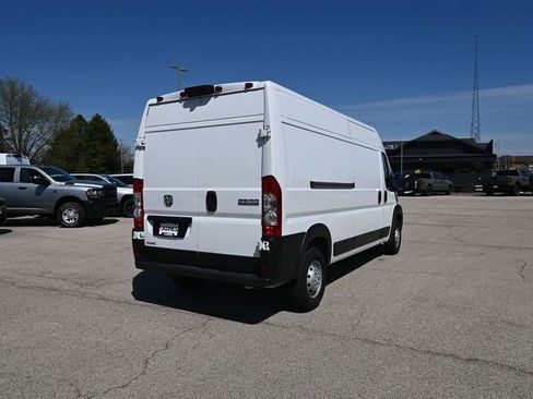 Used 2023 RAM ProMaster 2500 image 6