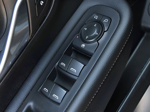 Used 2023 GMC Terrain SLE w/ Driver Convenience Package FWD image 12