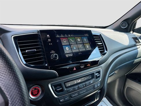 Used 2023 Honda Passport TrailSport image 13