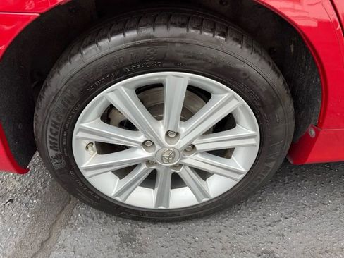 Used 2014 Toyota Camry XLE image 45