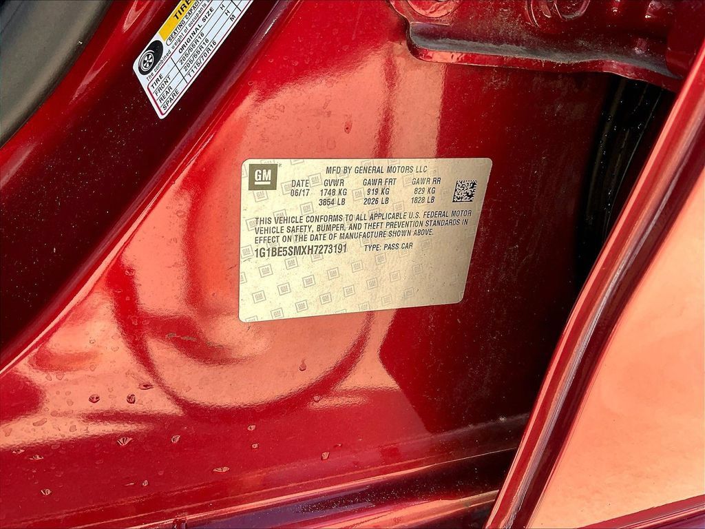 Used 2017 Chevrolet Cruze LT w/ Convenience Package FWD image 18