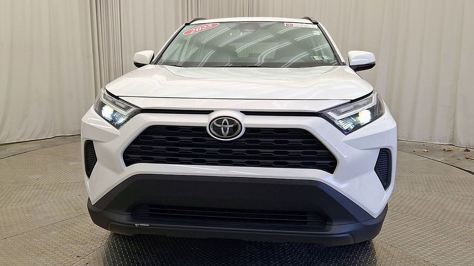 Certified 2025 Toyota RAV4 XLE AWD/4WD image 10