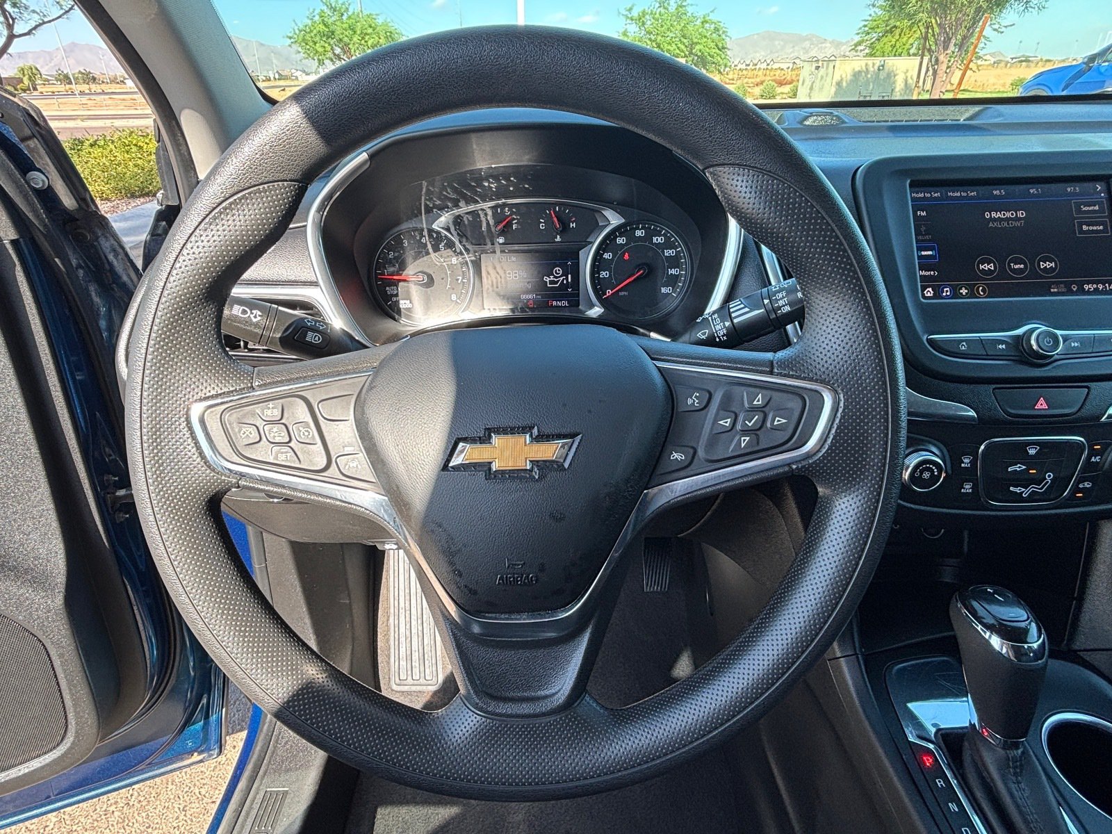 Used 2021 Chevrolet Equinox LT FWD image 12