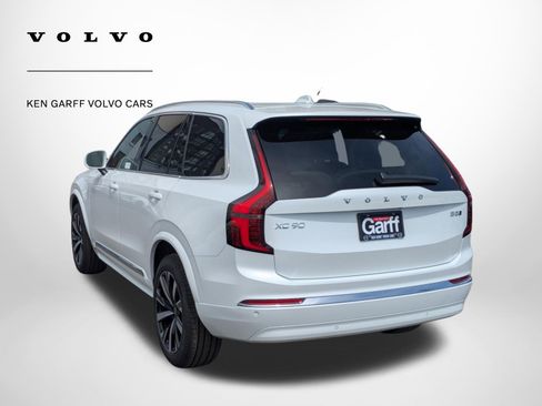 New 2026 Volvo XC90 B5 Core AWD/4WD image 5