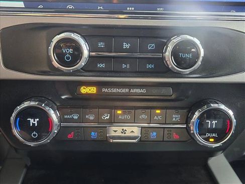 Used 2022 Ford F350 Lariat w/ Lariat Ultimate Package image 15