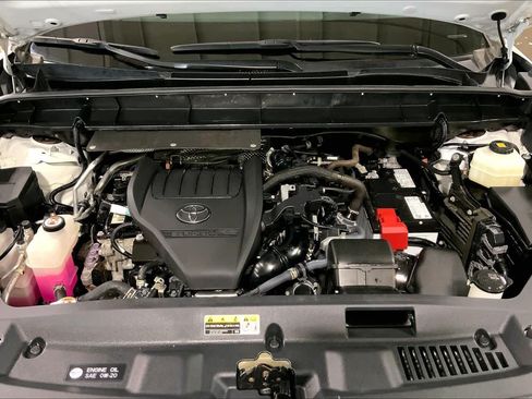 Used 2023 Toyota Highlander XSE AWD/4WD image 32