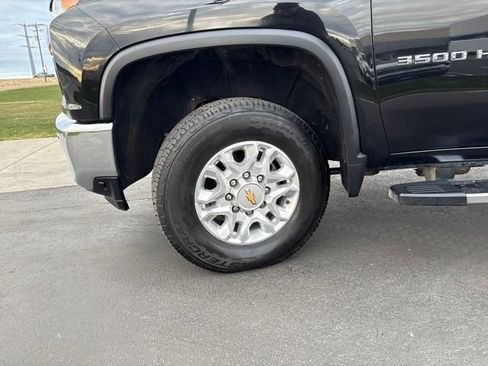 Certified 2022 Chevrolet Silverado 3500 LTZ w/ LTZ Plus Package image 26