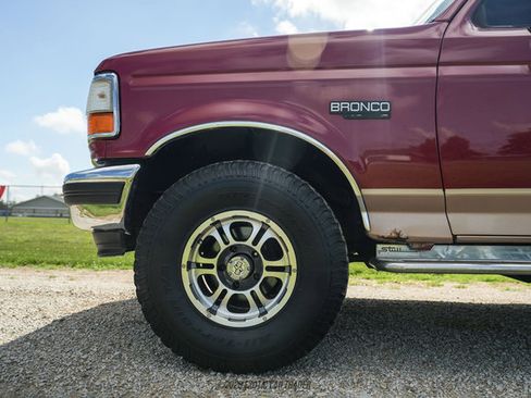 Used 1994 Ford Bronco Eddie Bauer AWD/4WD image 2