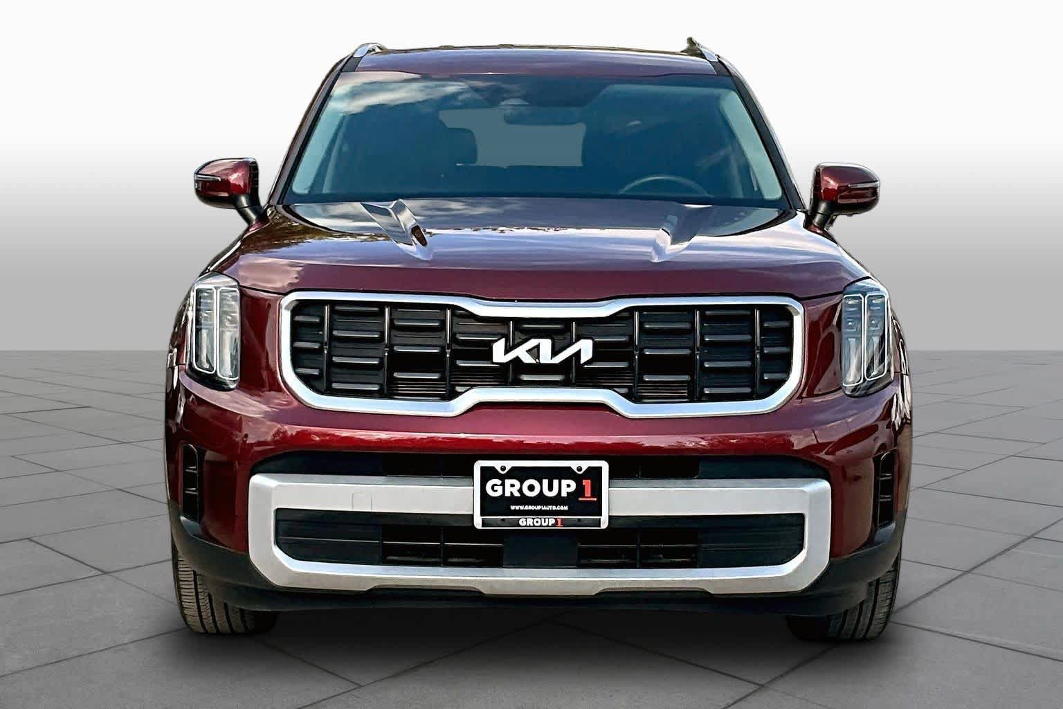 Used 2024 Kia Telluride S AWD/4WD image 4