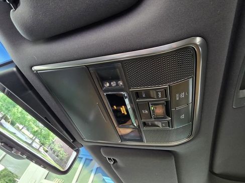 New 2026 Lexus LX 600 4WD w/ Luxury Package image 37