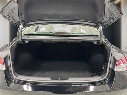 Certified 2023 Hyundai Elantra SEL w/ Convenience Package image 14