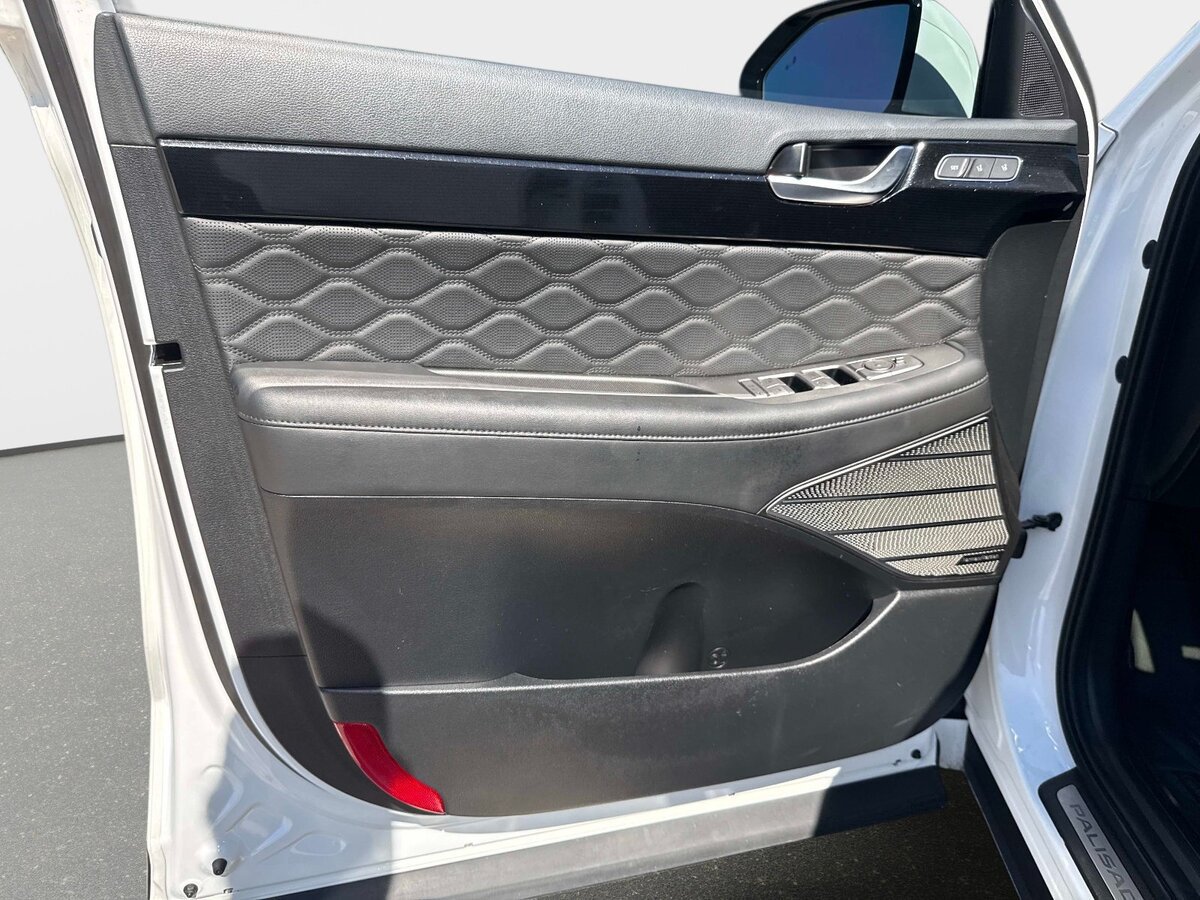 Used 2022 Hyundai Palisade Calligraphy FWD image 16