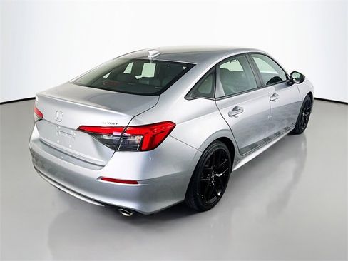 Used 2024 Honda Civic Sport image 7