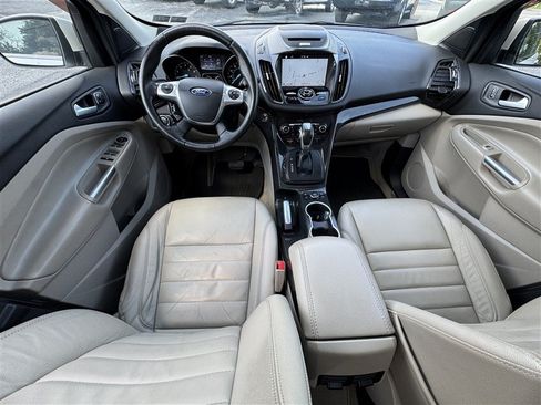 Used 2016 Ford Escape Titanium w/ Equipment Group 301A AWD/4WD image 9