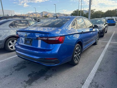 Used 2022 Volkswagen Jetta S w/ IQ.Drive Package image 3