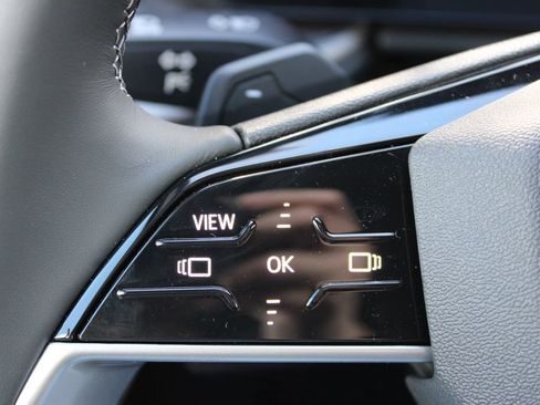 New 2025 Audi Q5 2.0T Premium image 27