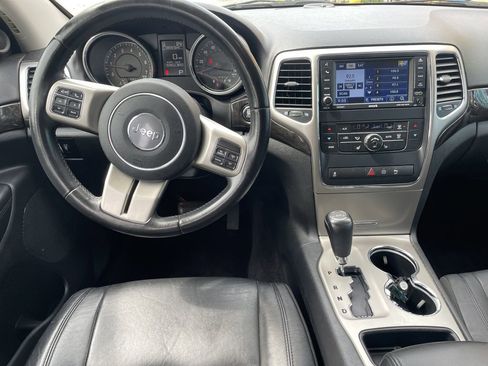 Used 2012 Jeep Grand Cherokee Laredo AWD/4WD image 15