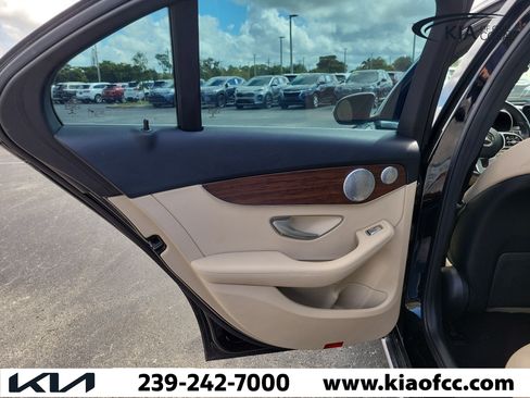 Used 2021 Mercedes-Benz C 300 4MATIC Sedan image 15