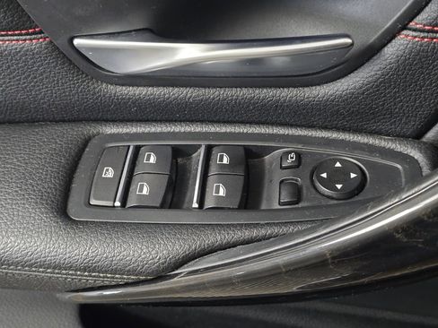 Used 2017 BMW 330i xDrive Sedan image 11