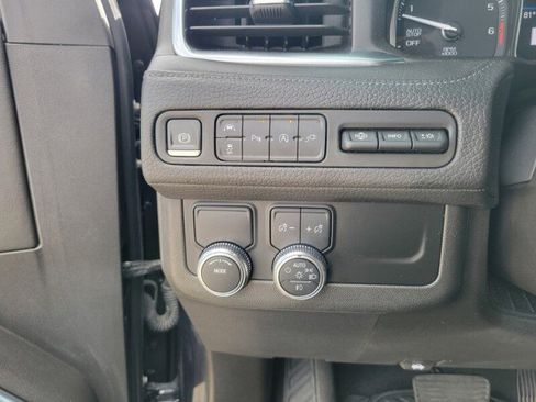 Used 2021 GMC Yukon Denali w/ Denali Premium Package image 19