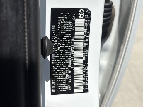 Used 2016 Toyota Corolla LE FWD image 27