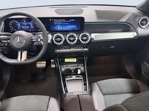 New 2026 Mercedes-Benz GLB 250 4MATIC image 6