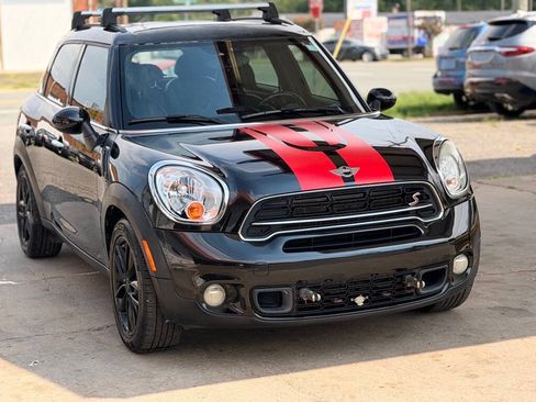 Used 2016 MINI Cooper Countryman S FWD image 2