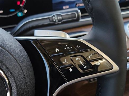 Used 2025 Mercedes-Benz GLE 350 4MATIC image 13