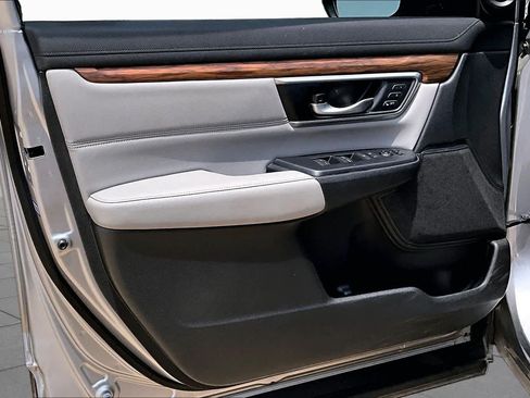 Used 2021 Honda CR-V Touring image 22
