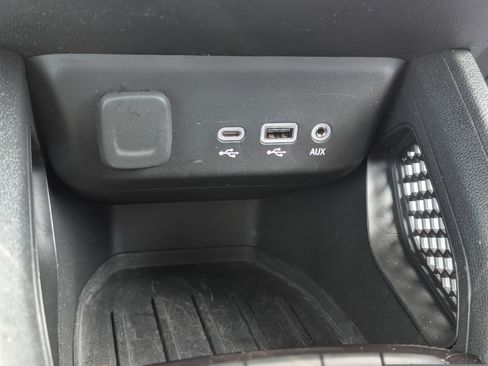 Certified 2023 Chevrolet TrailBlazer ACTIV w/ Convenience Package image 21