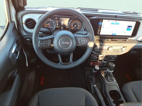 New 2026 Jeep Gladiator Mojave AWD/4WD image 10