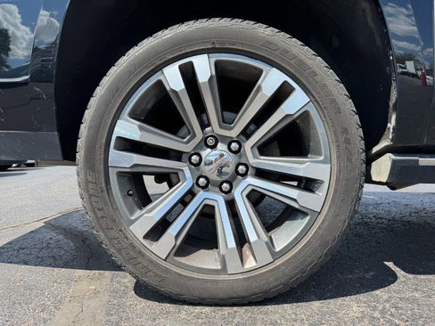 Used 2020 GMC Yukon XL Denali w/ Denali Ultimate Package AWD/4WD image 13