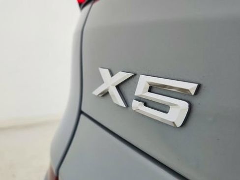 Used 2025 BMW X5 xDrive40i w/ M Sport Package image 18