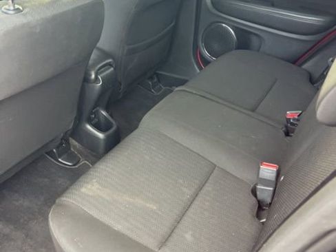 Used 2017 Honda HR-V EX image 4