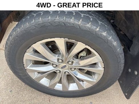 Used 2017 Ford F150 XLT w/ Equipment Group 302A Luxury image 7