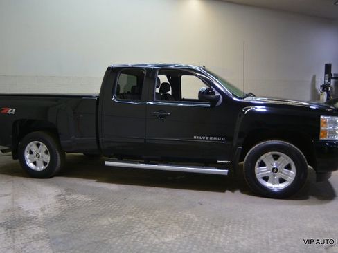 Used 2011 Chevrolet Silverado 1500 LTZ w/ LTZ Plus Package image 29