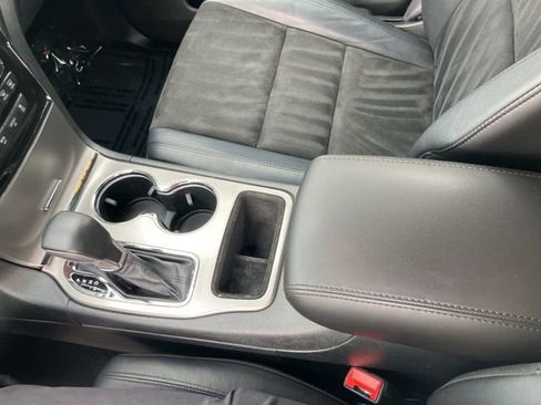 Used 2021 Jeep Grand Cherokee Laredo X RWD image 11