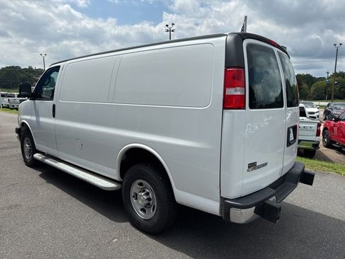 Certified 2023 Chevrolet Express 2500 w/ Driver Convenience Package image 4