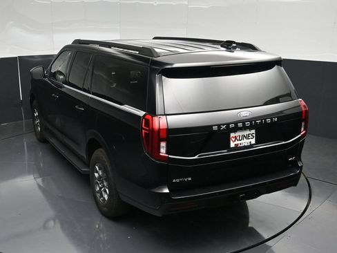Used 2025 Ford Expedition Max Active AWD/4WD image 45