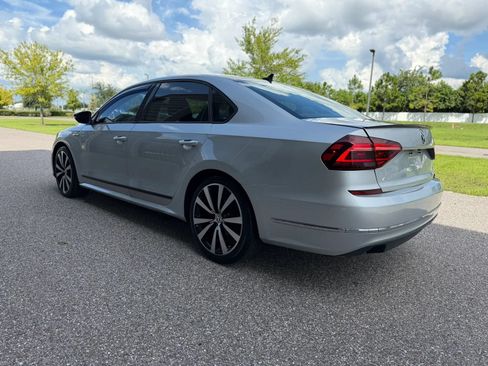 Used 2018 Volkswagen Passat 3.6 FWD image 6