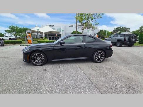 Used 2025 BMW 230i Coupe RWD image 44