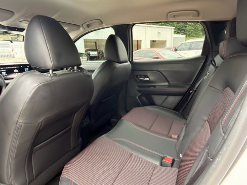 Used 2025 Nissan Kicks SR AWD/4WD image 20
