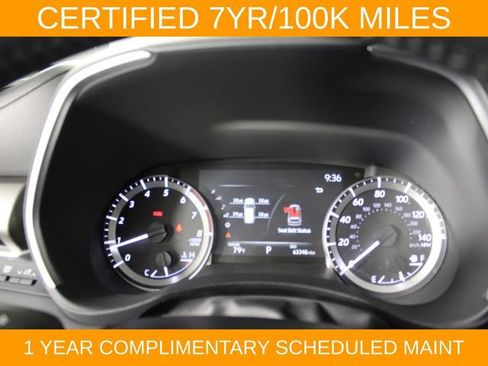 Used 2023 Toyota Highlander XLE AWD/4WD image 23