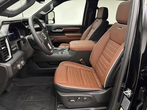 New 2026 GMC Sierra 2500 Denali Ultimate w/ Max Trailering Package image 10