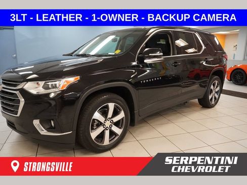 Used 2020 Chevrolet Traverse LT w/ LT Premium Package FWD image 1
